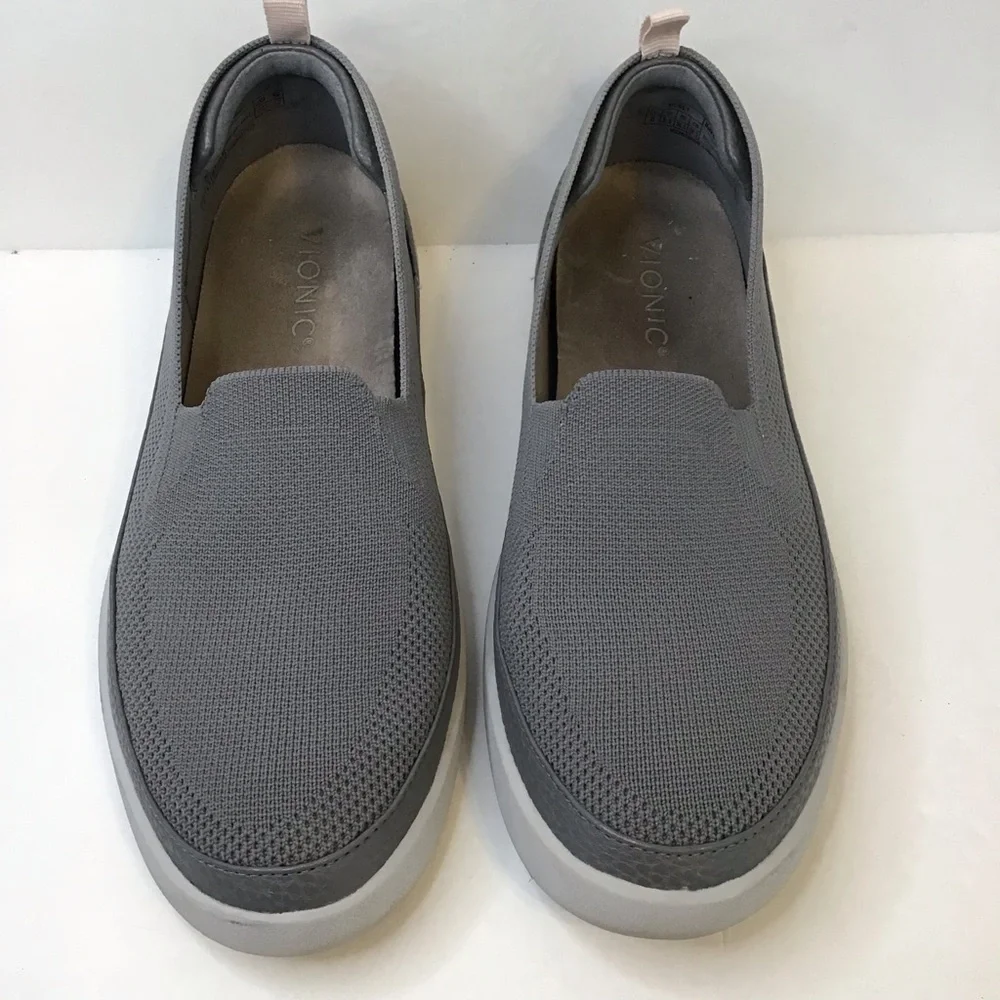 VIONIC Women's Gray Essence Sidney Knit Platform Slip-On Shoes Sneakers 8